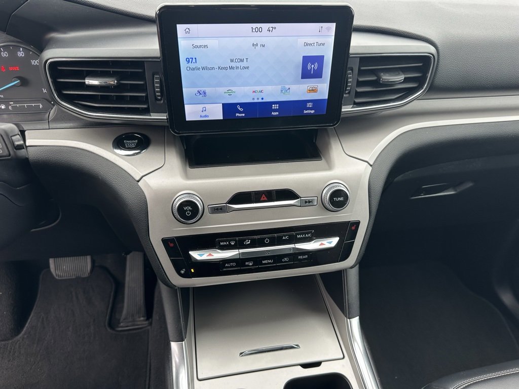 Used 2024 Ford Explorer XLT w/ Equipment Group 202A image 24