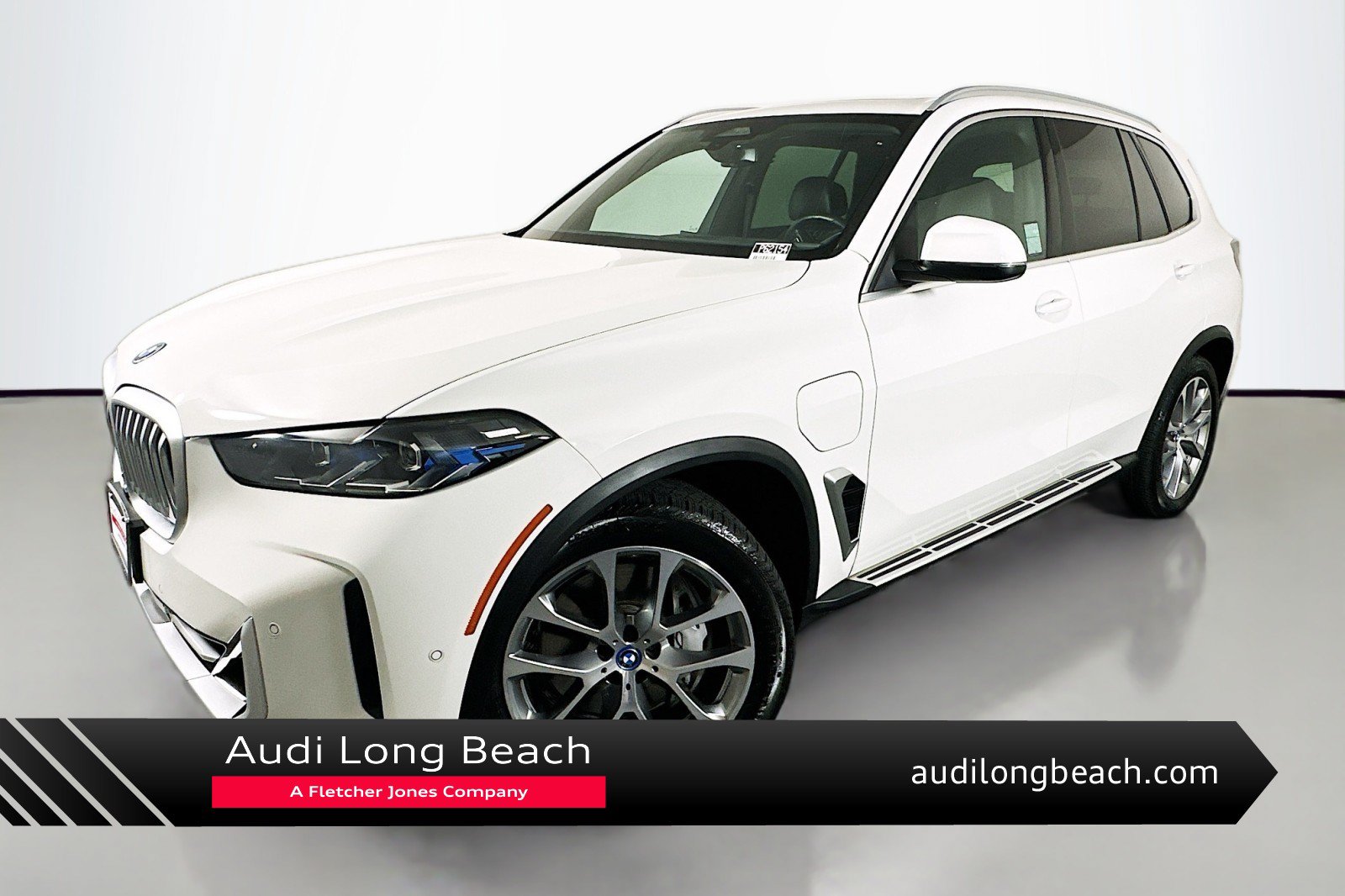 Used 2025 BMW X5 xDrive50e AWD/4WD image 1