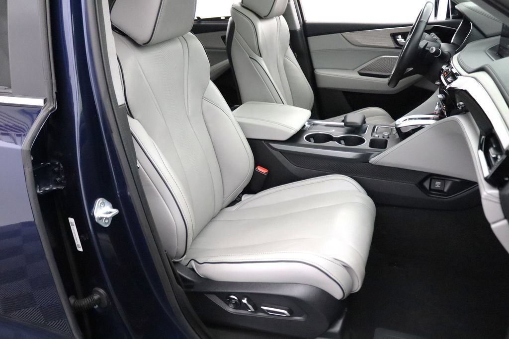 Certified 2024 Acura MDX w/ Advance Package AWD/4WD image 16