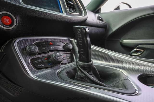 Used 2016 Dodge Challenger SRT Hellcat image 41