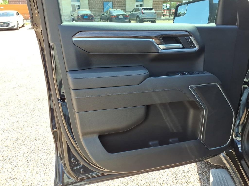 Certified 2026 Chevrolet Silverado 1500 LT w/ Texas Edition Plus image 19