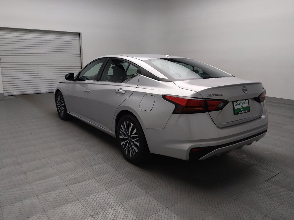 Used 2024 Nissan Altima 2.5 SV image 5