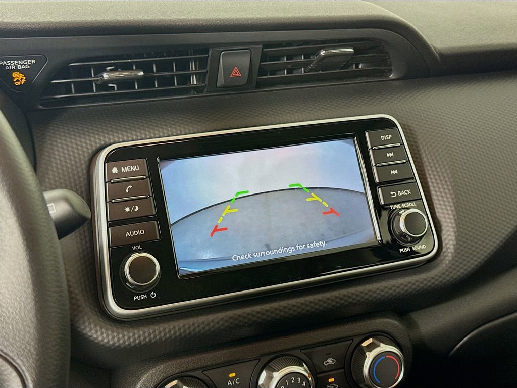 Used 2024 Nissan Kicks S image 13