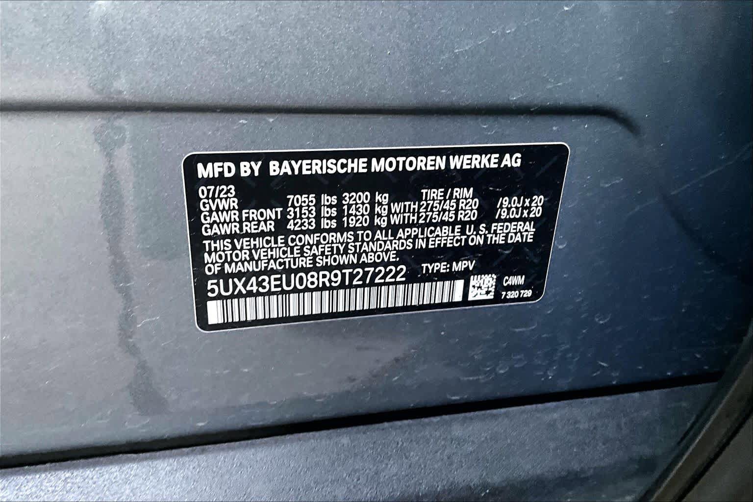 Used 2024 BMW X5 xDrive50e w/ Parking Assistance Package AWD/4WD image 31