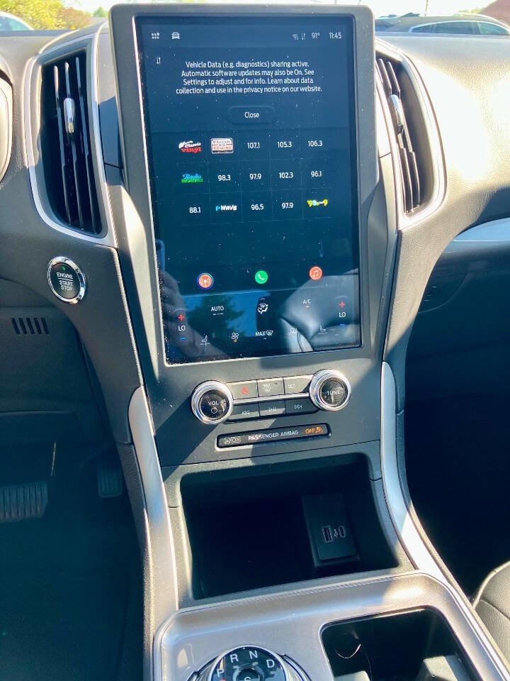 Used 2024 Ford Edge SEL image 10