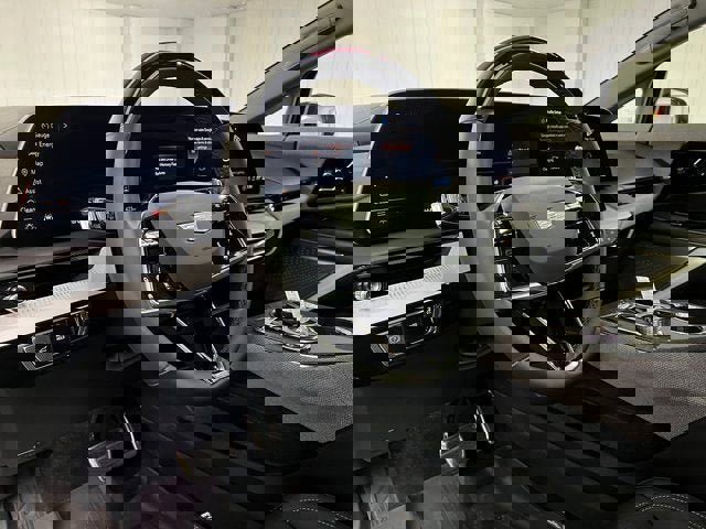 Certified 2025 Cadillac Optiq Sport 2 image 14