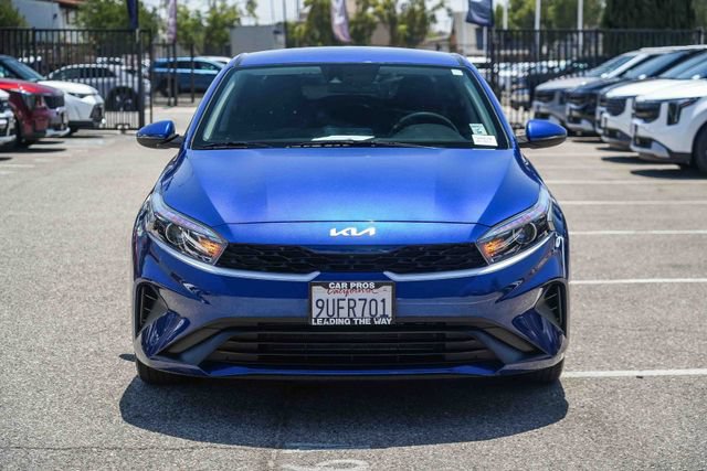Used 2023 Kia Forte LXS w/ LXS Technology Package FWD image 5