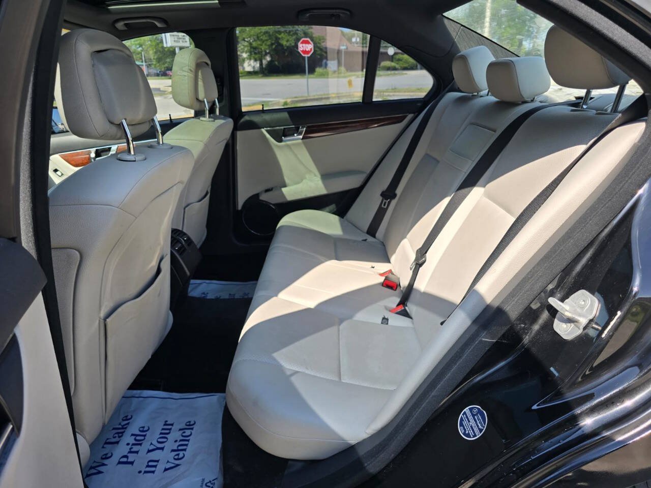 Used 2011 Mercedes-Benz C 300 Sedan image 15