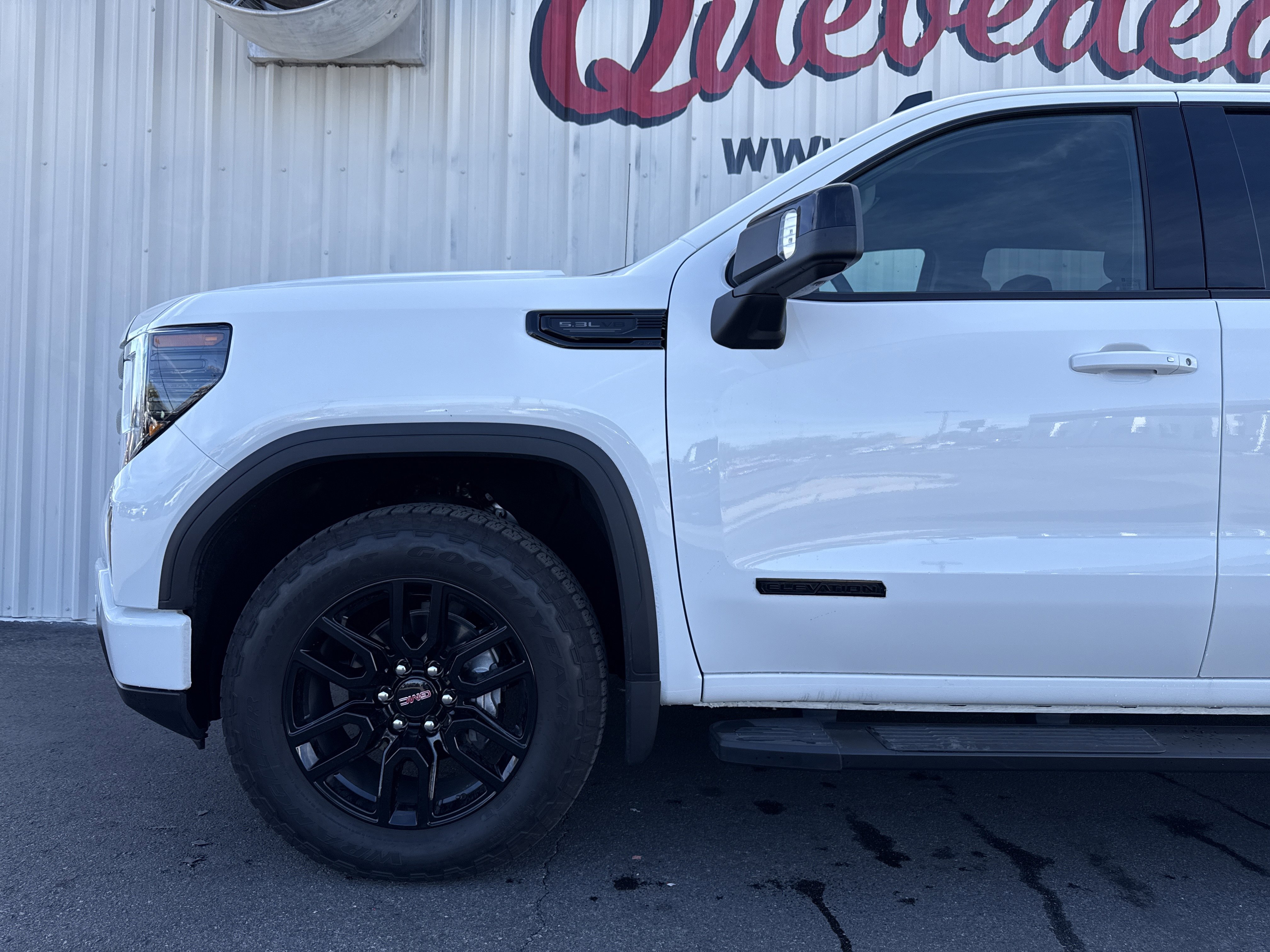 Used 2026 GMC Sierra 1500 Elevation w/ Elevation Premium Package image 5