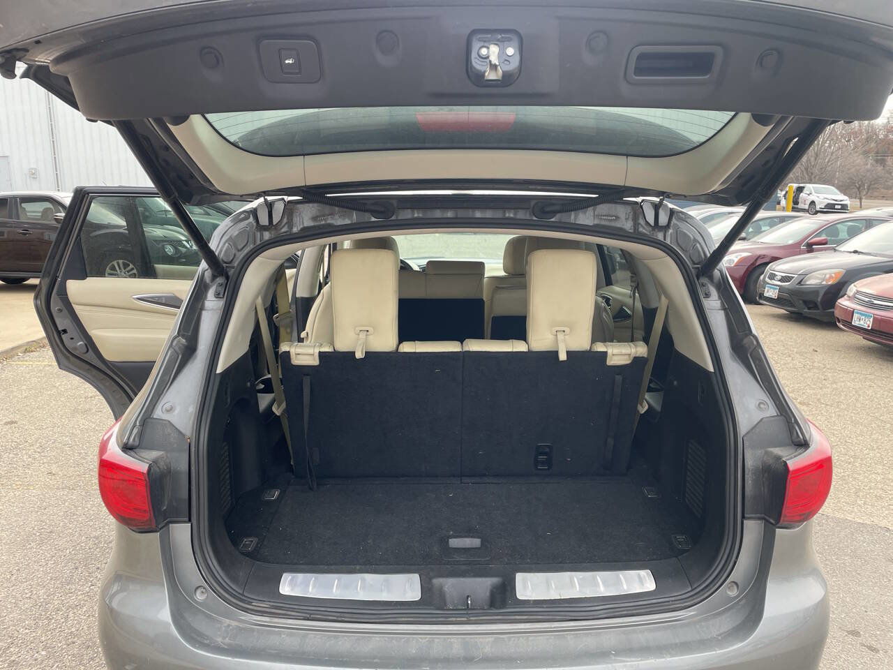 Used 2018 INFINITI QX60 Luxe image 16