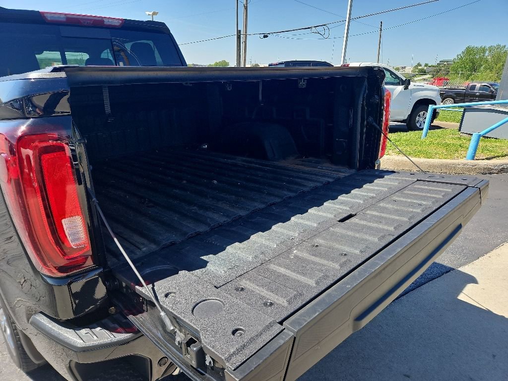 Used 2024 GMC Sierra 1500 Denali AWD/4WD image 11
