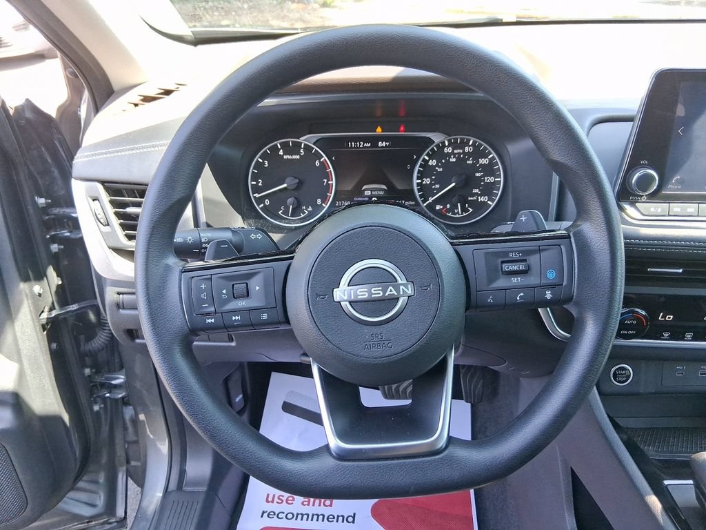 Used 2023 Nissan Rogue SV FWD image 15