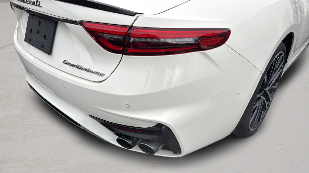 Used 2024 Maserati GranTurismo Trofeo AWD/4WD image 11