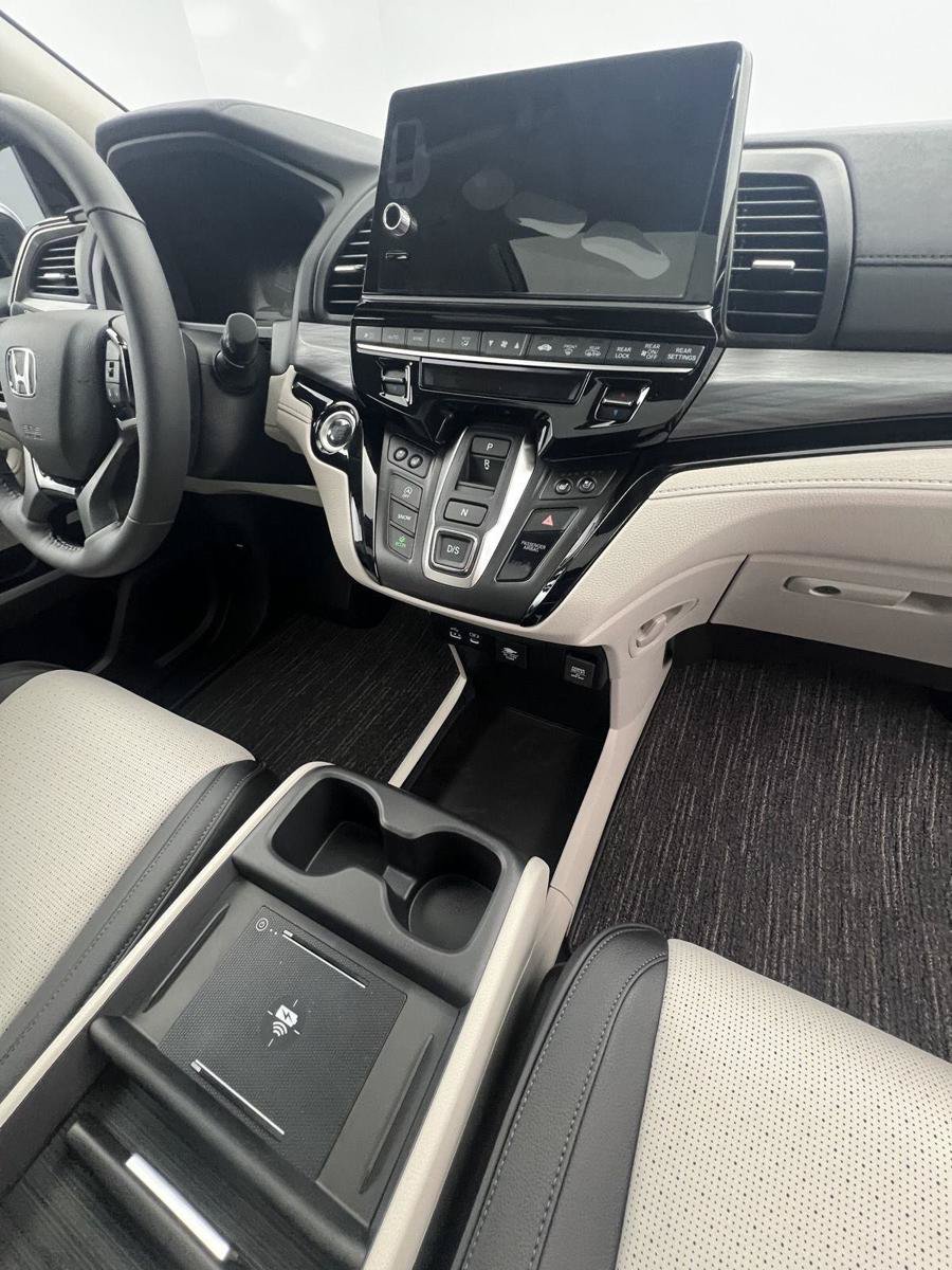 New 2027 Honda Odyssey Elite image 29