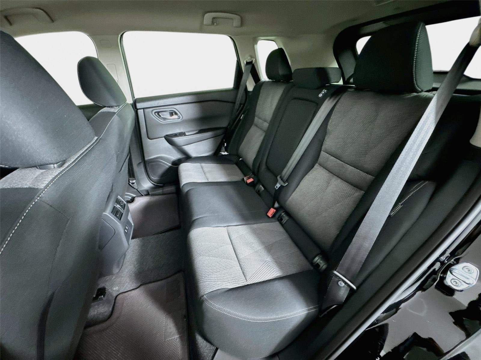 New 2026 Nissan Rogue SV FWD image 20