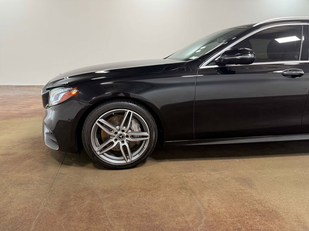 Used 2019 Mercedes-Benz E 450 E 450 image 37