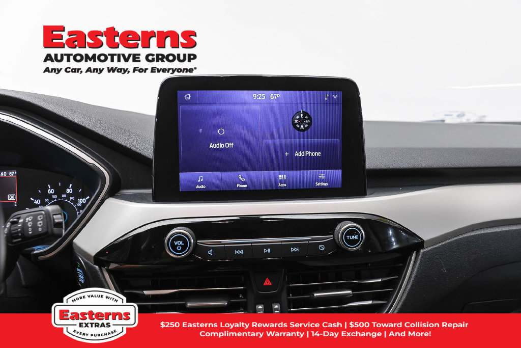 Used 2022 Ford Escape SE w/ Convenience Package FWD image 13