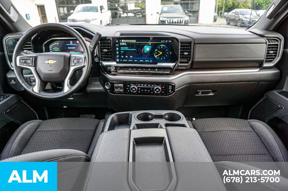 Used 2026 Chevrolet Silverado 1500 LT AWD/4WD image 24