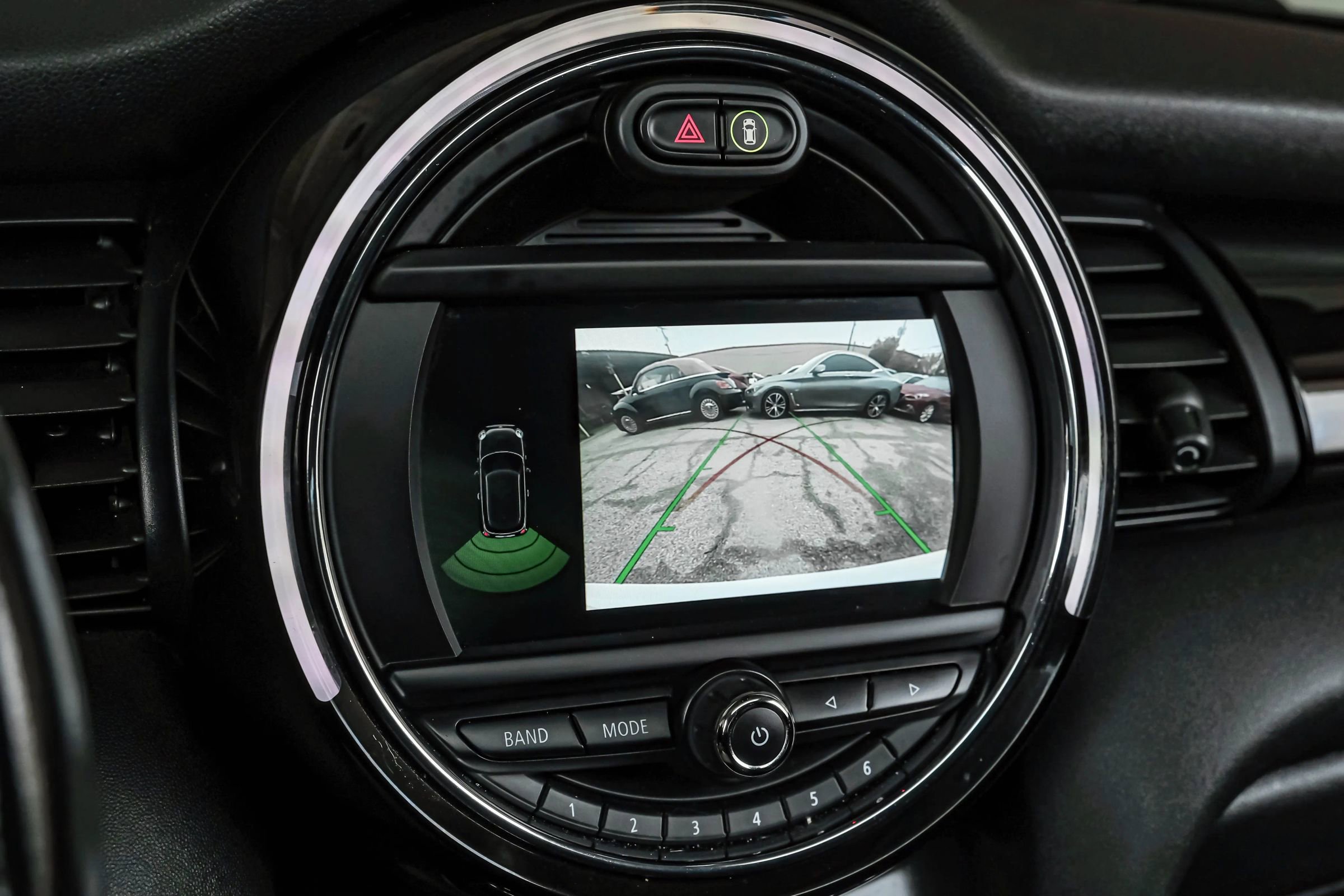 Used 2019 MINI Cooper S w/ Premium Package image 19