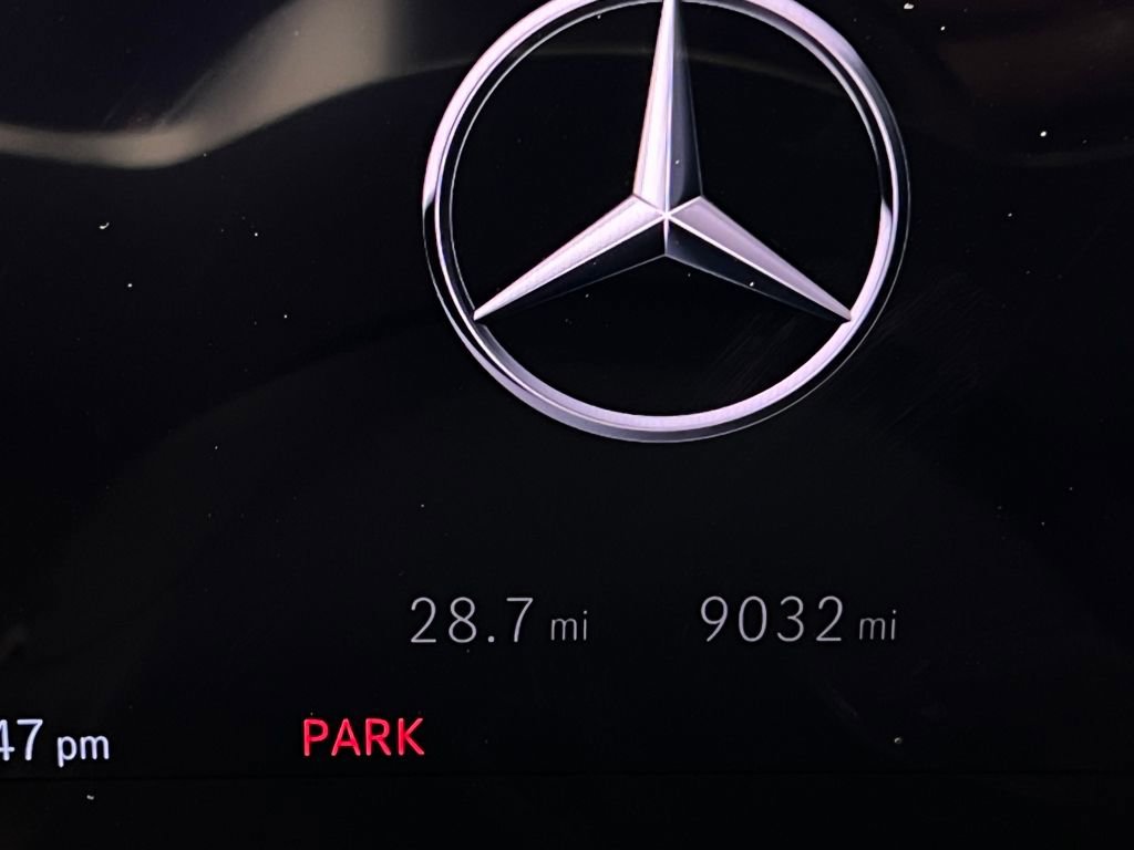 Used 2024 Mercedes-Benz GLC 300 4MATIC image 18