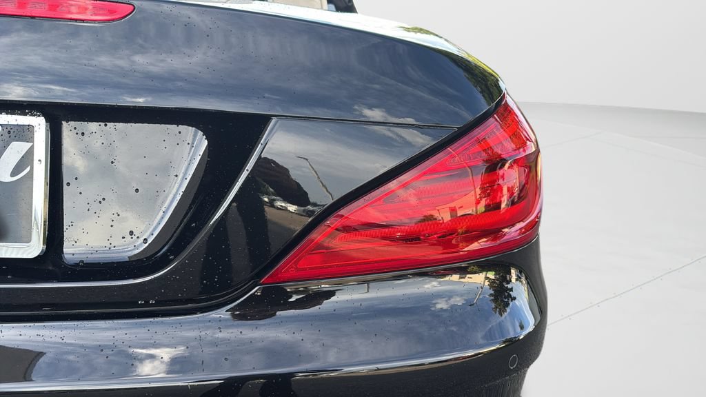 Used 2019 Mercedes-Benz SL 550 image 31