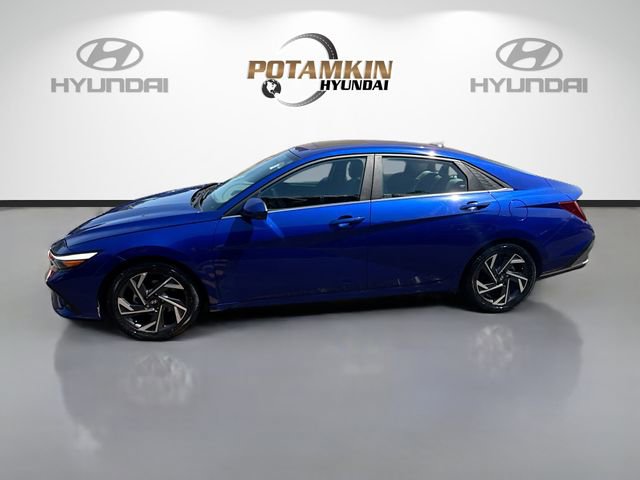 Certified 2024 Hyundai Elantra SEL w/ Convenience Package FWD image 8
