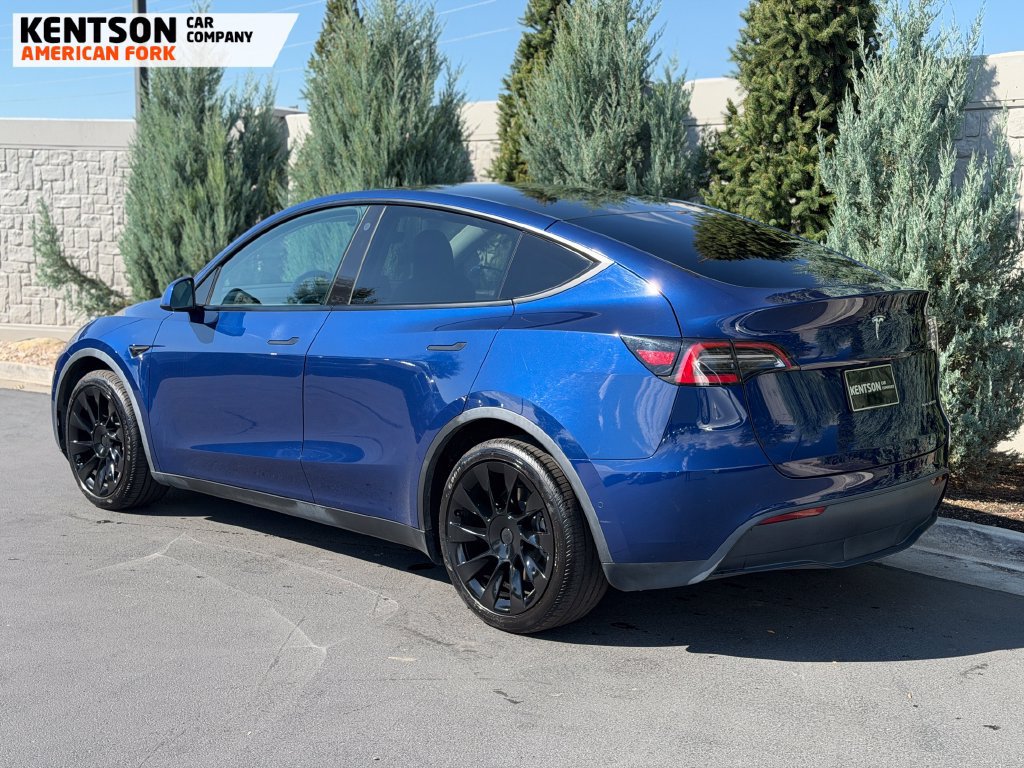 Used 2021 Tesla Model Y Long Range AWD/4WD image 5