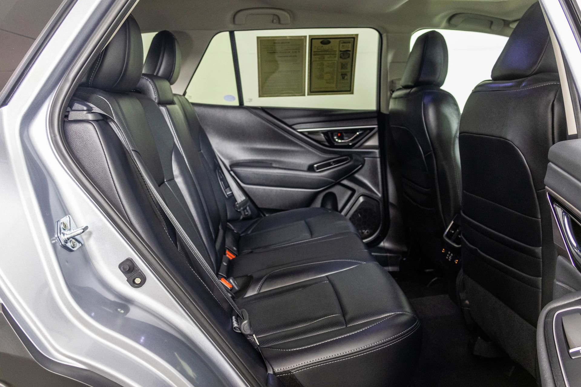 Used 2025 Subaru Outback Touring XT AWD/4WD image 46