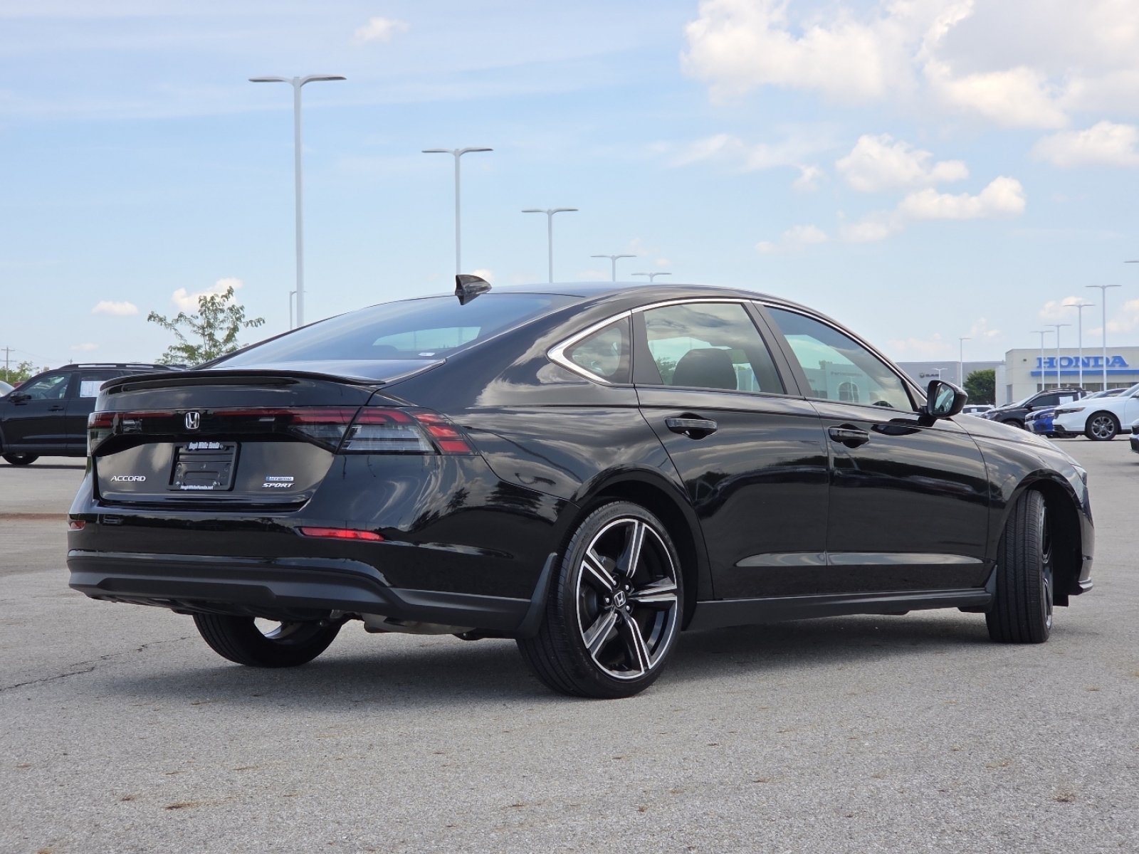 Used 2025 Honda Accord Sport image 18