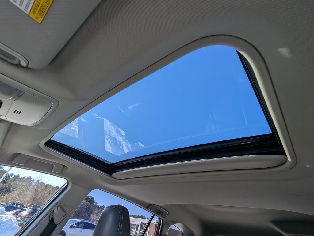 Used 2018 Toyota RAV4 XLE image 19