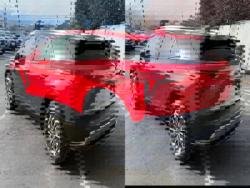 Used 2024 Chevrolet Blazer EV LT image 5