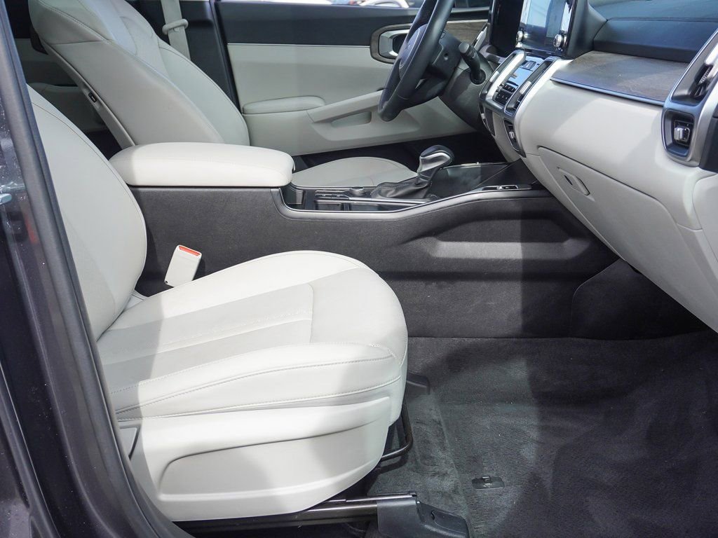 Used 2022 Kia Sorento S w/ Panoramic Sunroof Package image 30