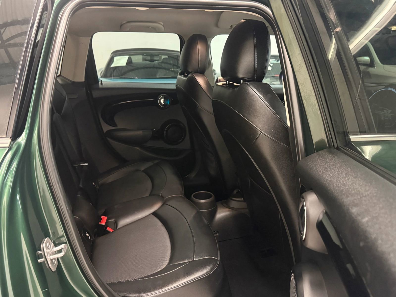 Used 2016 MINI Cooper S image 21