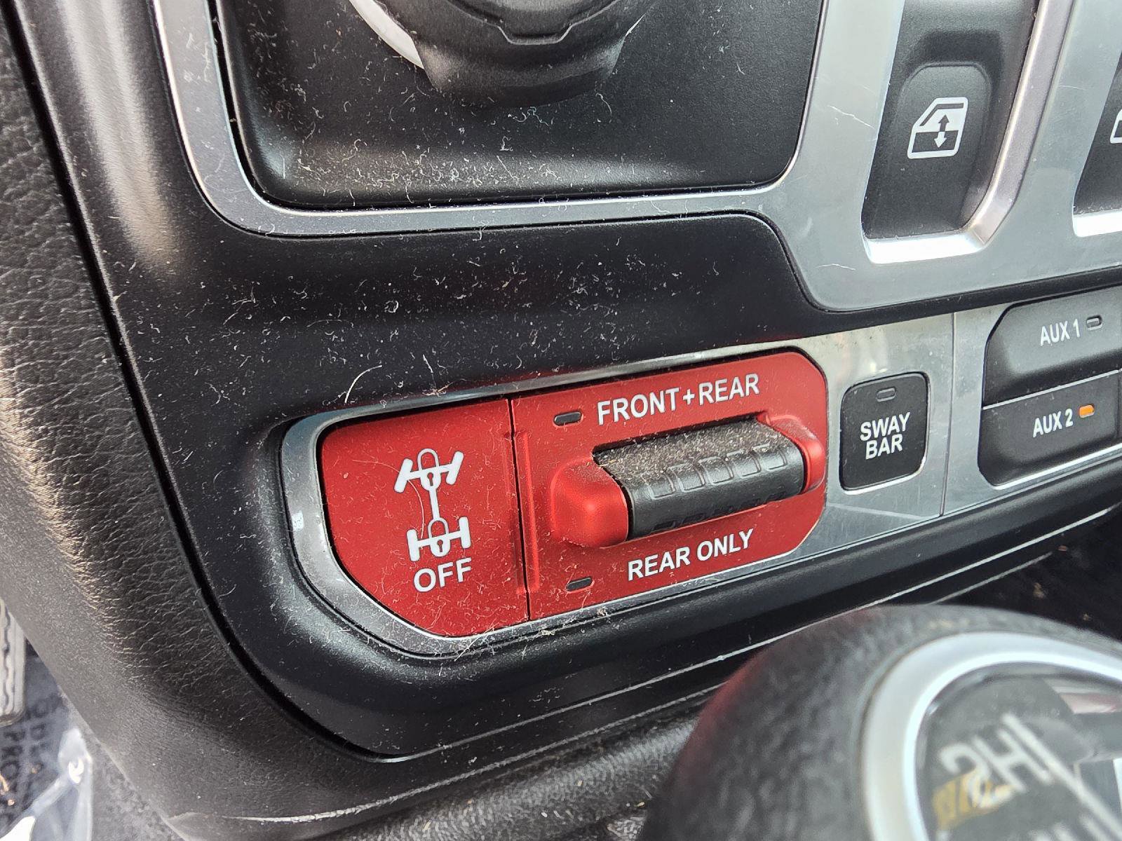 Used 2018 Jeep Wrangler Rubicon w/ Steel Bumper Group image 48