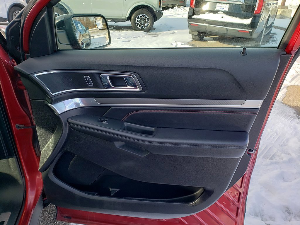 Certified 2017 Ford Explorer Sport image 19