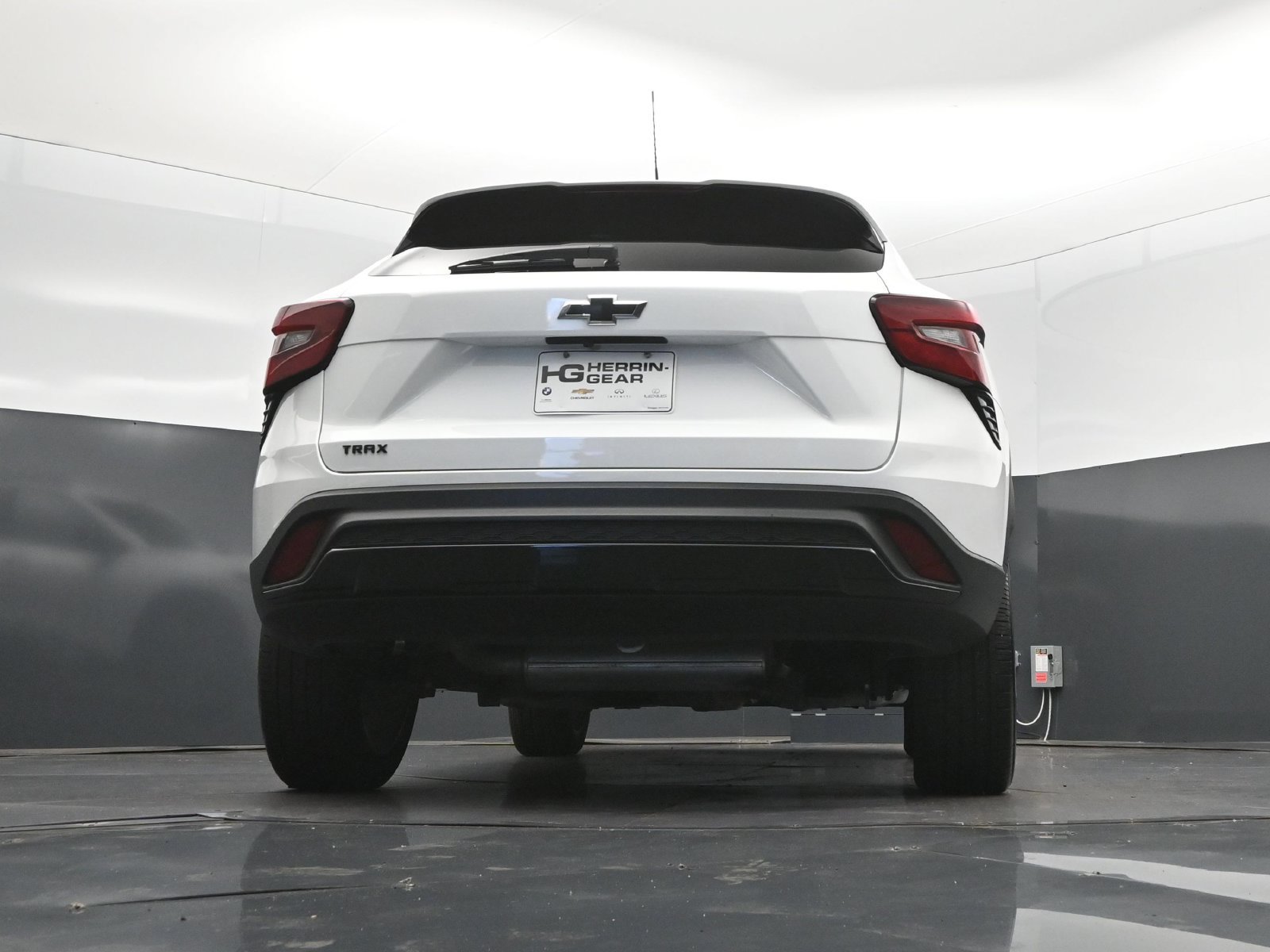Certified 2024 Chevrolet Trax RS FWD image 41