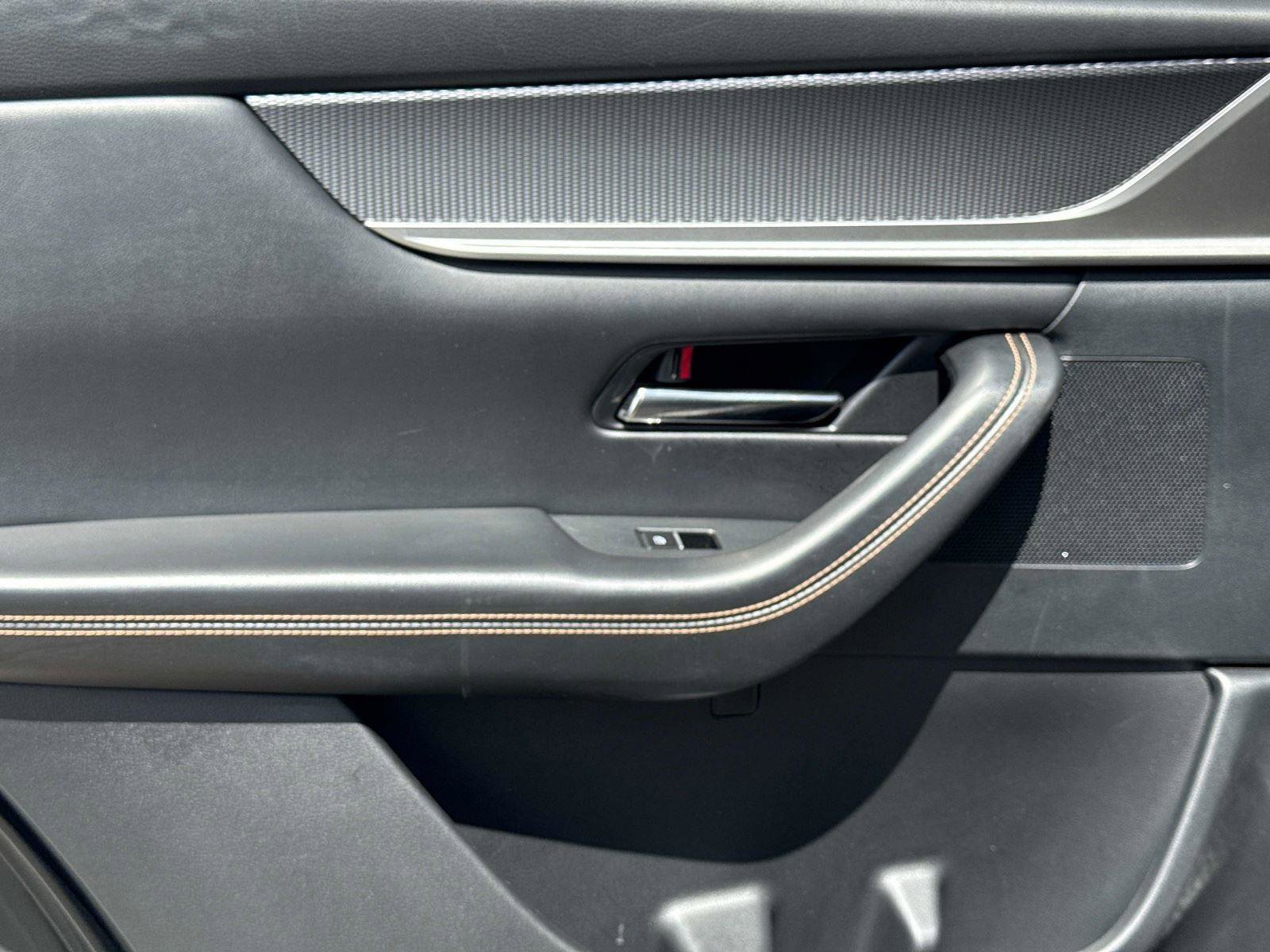 Certified 2024 MAZDA CX-90 3.3 Turbo w/ Preferred Plus image 13