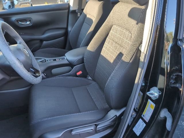 Used 2023 Honda HR-V LX image 9