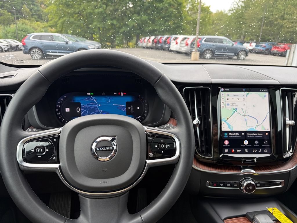 Certified 2024 Volvo XC60 B5 Plus w/ Climate Package AWD/4WD image 11