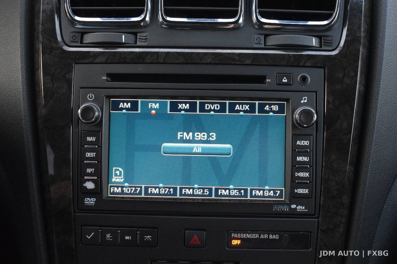 Used 2011 GMC Acadia Denali AWD/4WD image 25