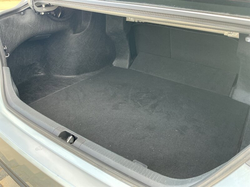 Used 2025 Toyota Camry LE image 36