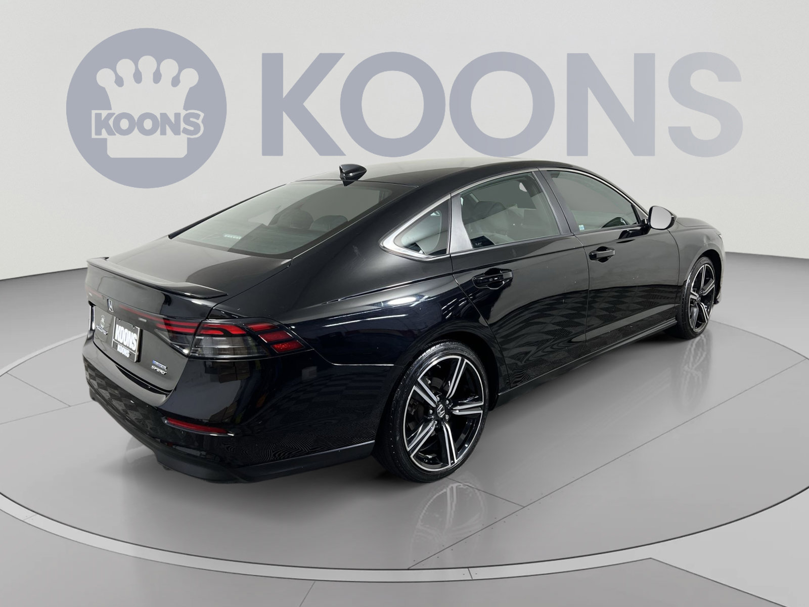 Used 2024 Honda Accord Sport image 11