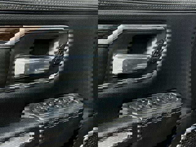 Used 2019 RAM 1500 Laramie image 19