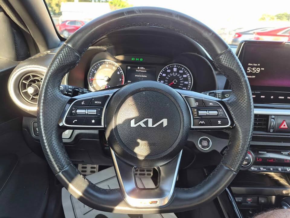 Used 2024 Kia Forte GT-Line w/ GT-Line Premium Package FWD image 8
