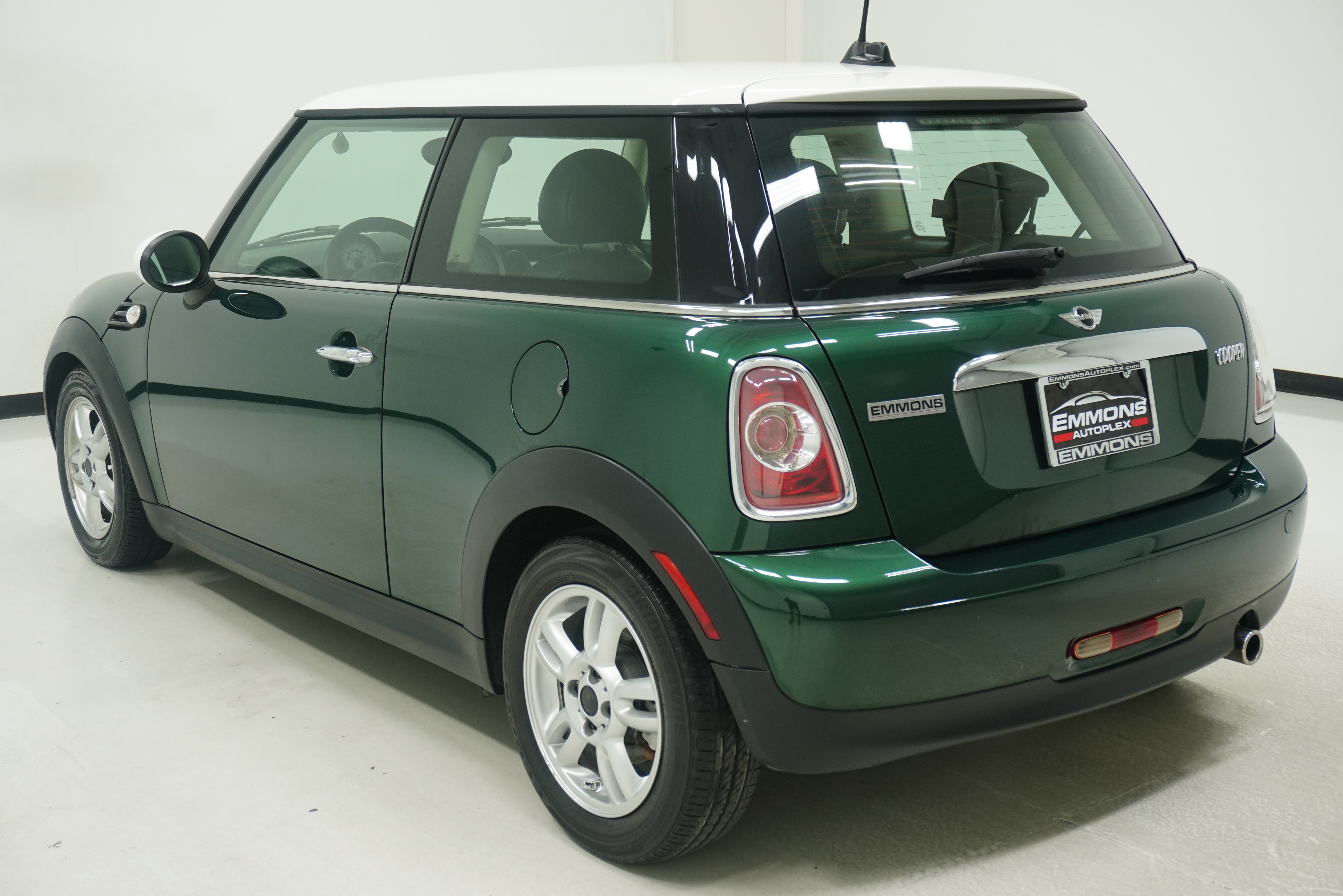 Used 2013 MINI Cooper Hardtop FWD image 6