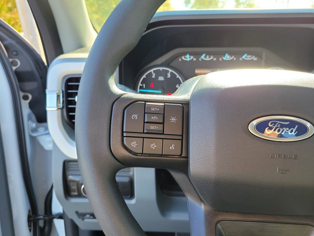 New 2026 Ford F550 4x4 Regular Cab Super Duty image 22