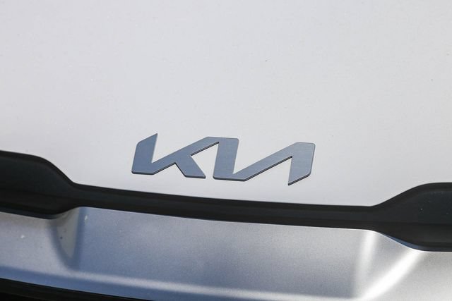 Certified 2025 Kia Sportage EX FWD image 7
