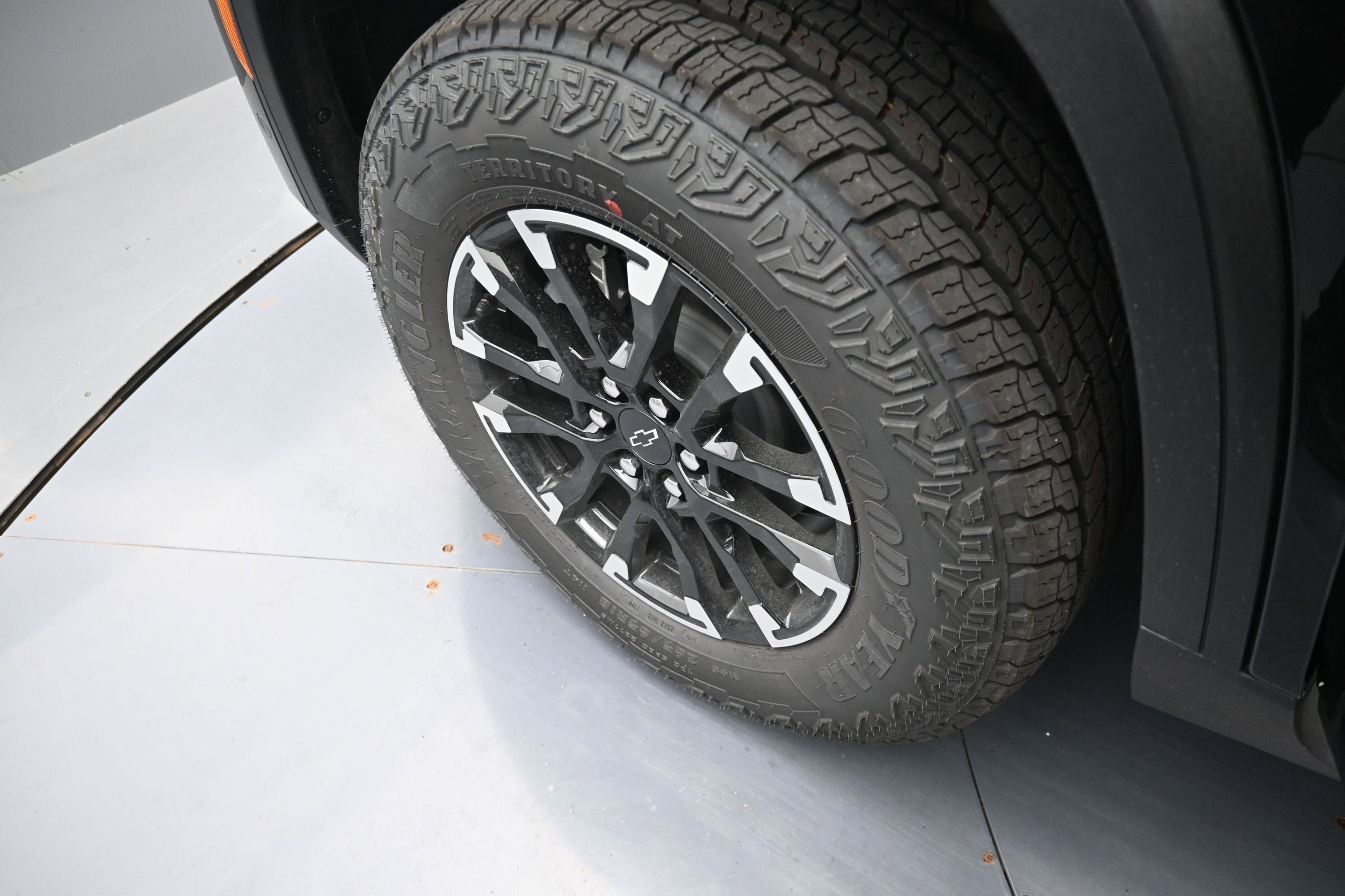 New 2026 Chevrolet Traverse Z71 w/ Enhanced Driving Package AWD/4WD image 42