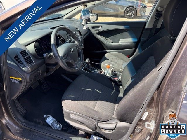 Used 2017 Kia Forte LX FWD image 5