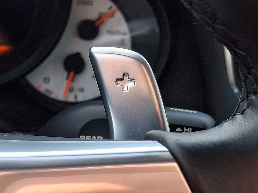 Used 2015 Porsche 911 Carrera 4 image 20